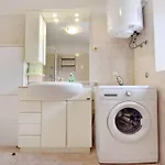 Διαμέρισμα Grosse In Babici Mit Garten Und Terrasse By Interhome *