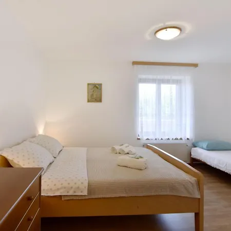Grosse In Babici Mit Garten Und Terrasse By Interhome * Umag