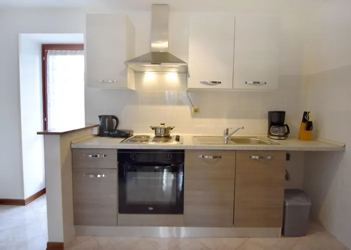 Grosse In Babici Mit Garten Und Terrasse By Interhome *