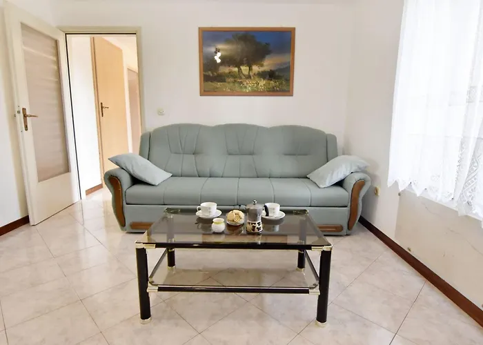 Grosse In Babici Mit Garten Und Terrasse By Interhome Διαμέρισμα